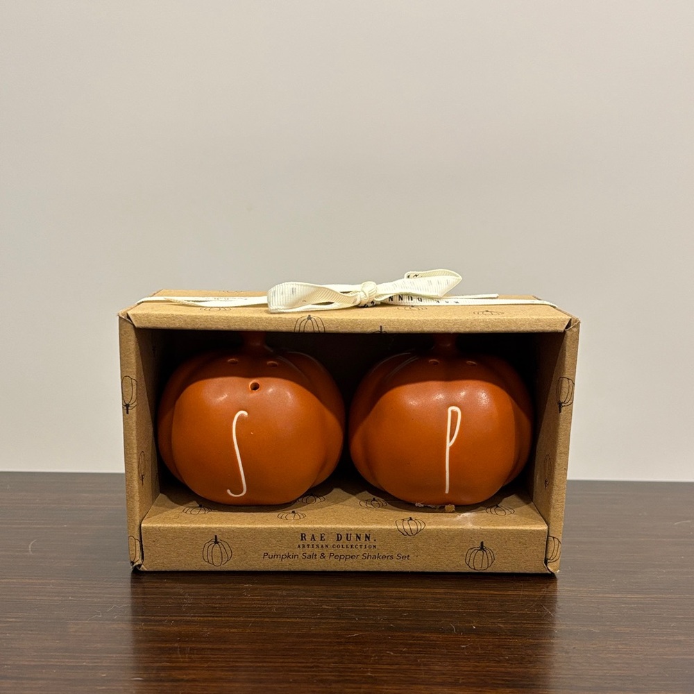 Rae Dunn Pumpkin Shaker Set